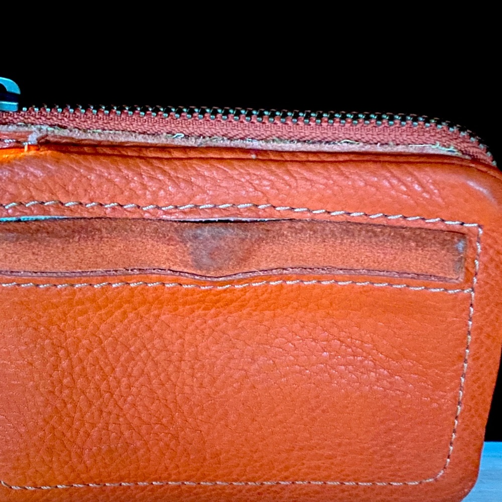 Fossil Wallet Orange With Key Charm. Well Used, S… - image 6